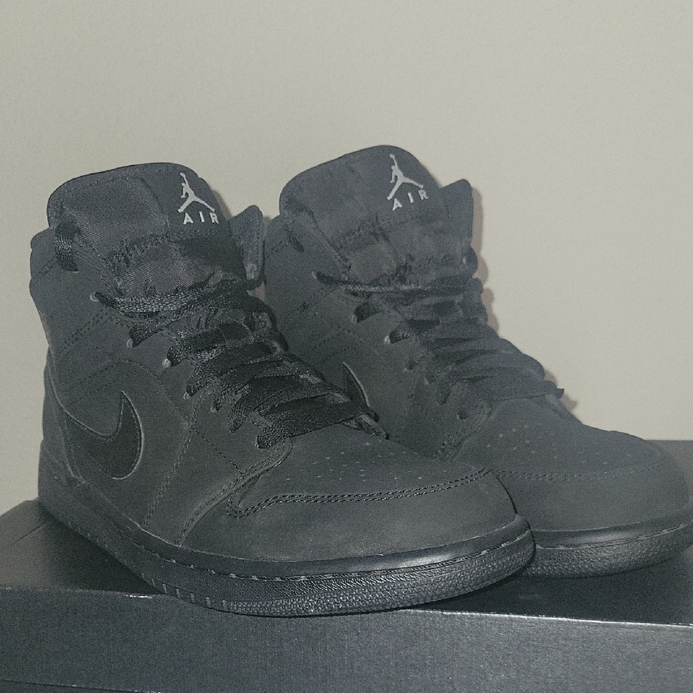 Nike Black High-Top Sneakers